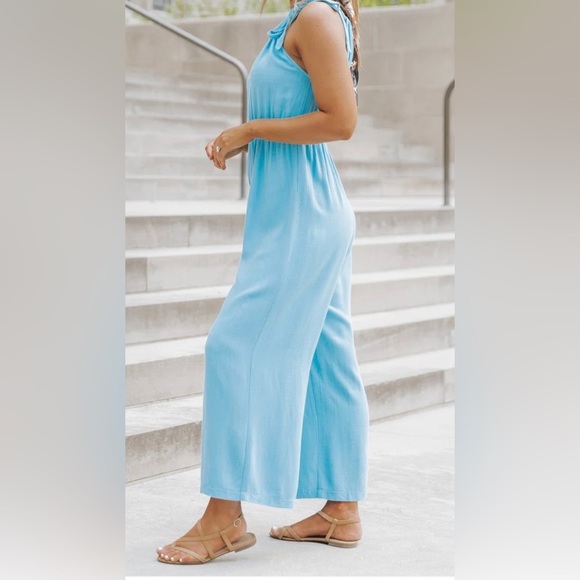 Turquoise Halter Linen Jumpsuit - Picture 2 of 6